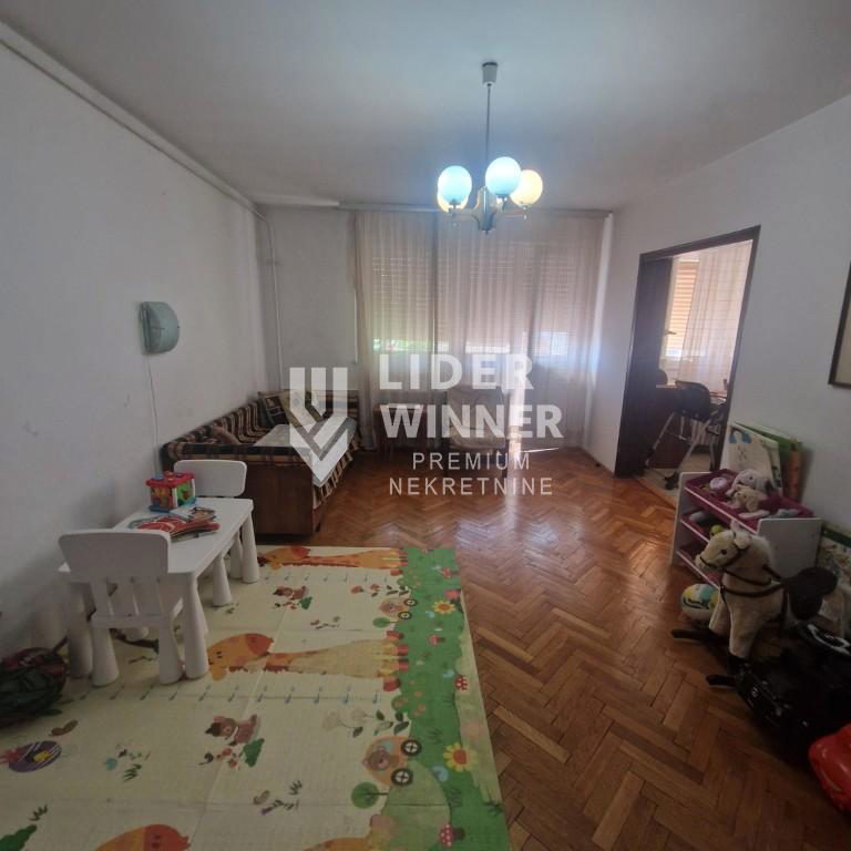 Troiposoban stan na prodaju, Čubura, Beograd, 77m², 270.000 €