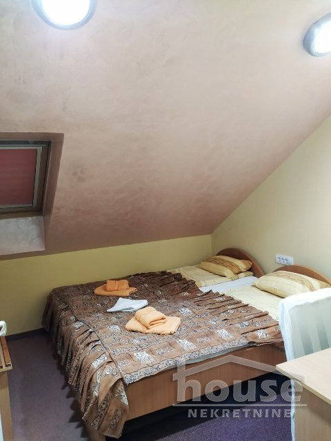 15-4 Četvorosoban stan na prodaju, Nova Detelinara, Novi Sad, 89m², 137.500 €
