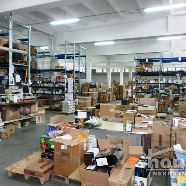 Lokal Prodaja Novi Sad  4154 m2