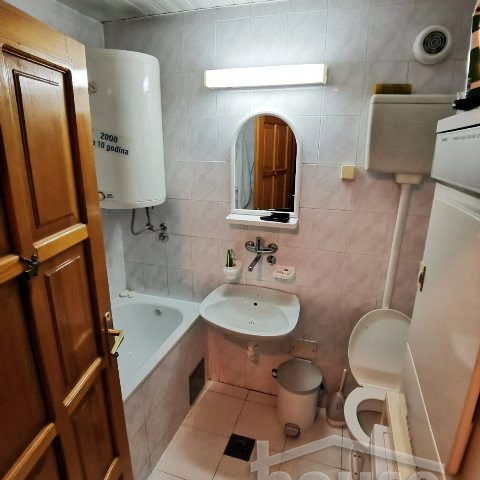 Četvorosoban stan na prodaju, Podbara, Novi Sad, 95m², 259.000 €