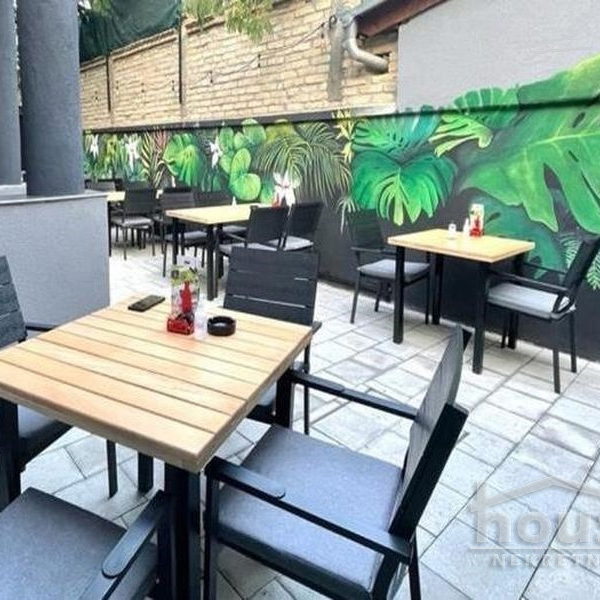 Lokal Prodaja Novi Sad  250 m2