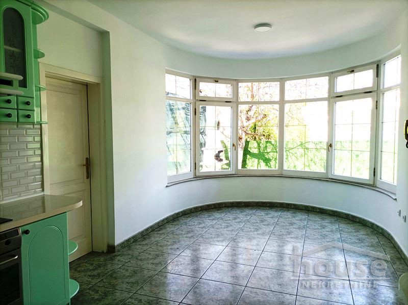 20-6 Kuća za izdavanje, Nova Detelinara, Novi Sad, 300m², 3.800 €/mes
