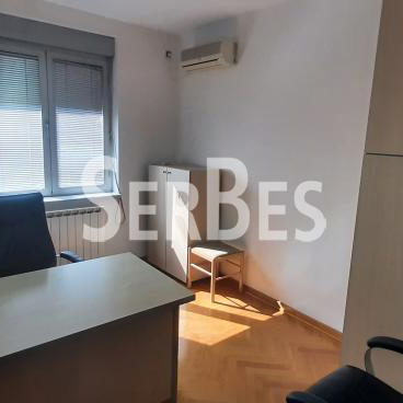 Lokal za izdavanje, Spens, Novi Sad, 117m², 1.170 €/mes