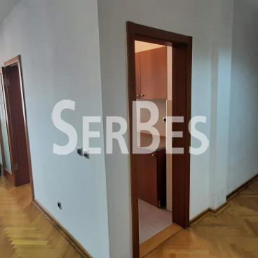 Lokal za izdavanje, Spens, Novi Sad, 117m², 1.170 €/mes