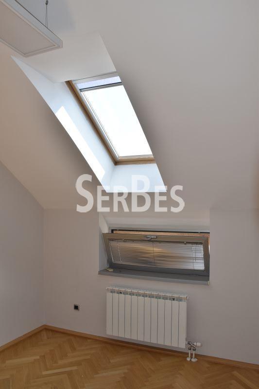 Lokal za izdavanje, Spens, Novi Sad, 185m², 1.850 €/mes