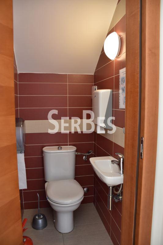 Lokal za izdavanje, Spens, Novi Sad, 185m², 1.850 €/mes