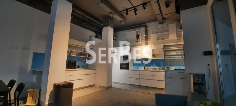 Lokal na prodaju, Bulevar Oslobođenja, Novi Sad, 774m², 2.012.400 €