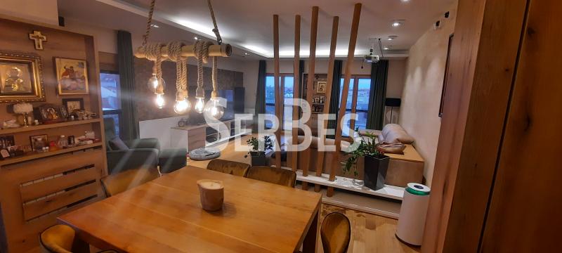 Četvorosoban stan na prodaju, Centar, Novi Sad, 132m², 566.500 €
