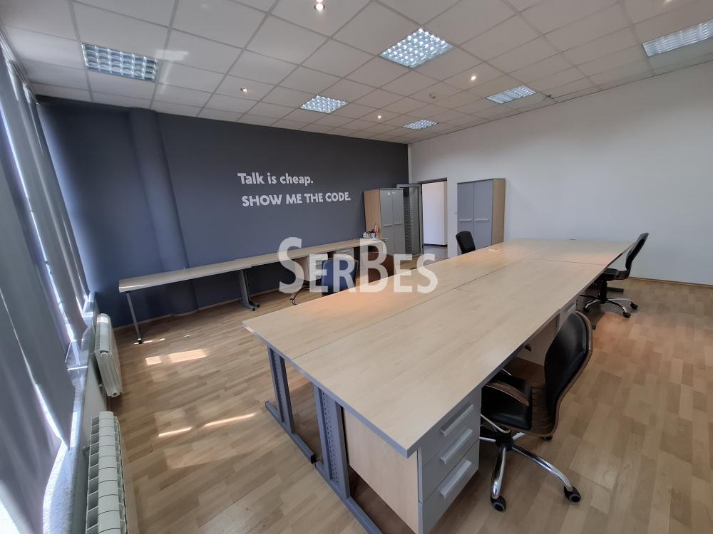 Lokal na prodaju, Salajka, Novi Sad, 736m², 1.165.600 €