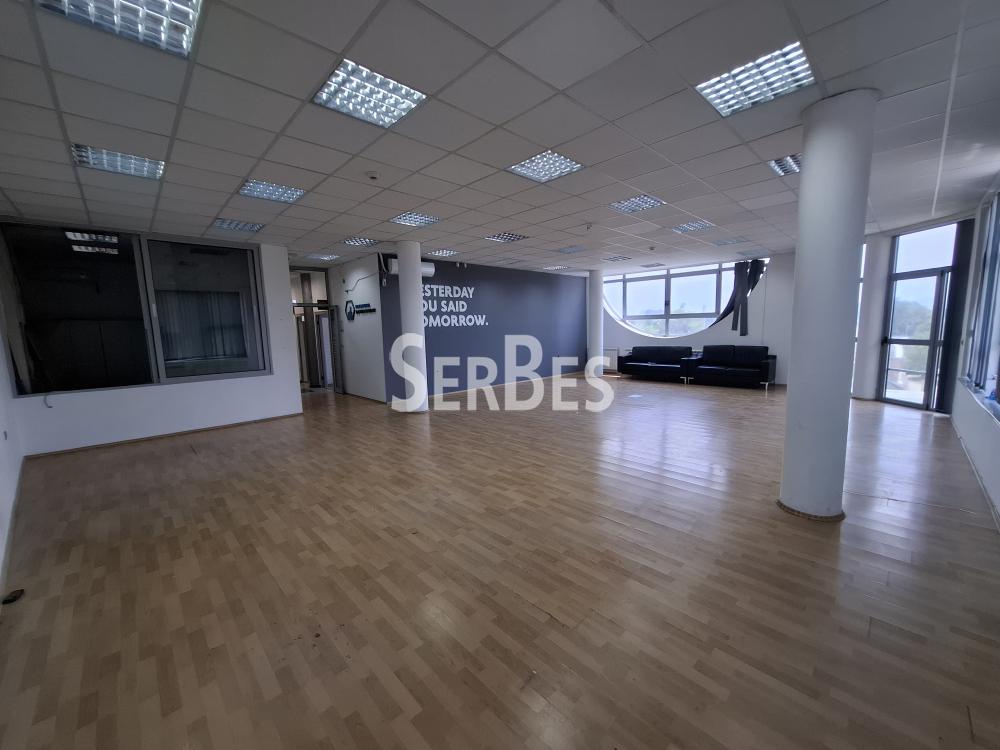 Lokal na prodaju, Salajka, Novi Sad, 736m², 1.165.600 €