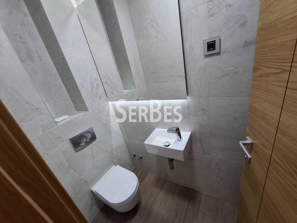 211001645-9-20250424213520 Četvorosoban stan na prodaju, Adamovićevo Naselje, Novi Sad, 240m², 618.000 €