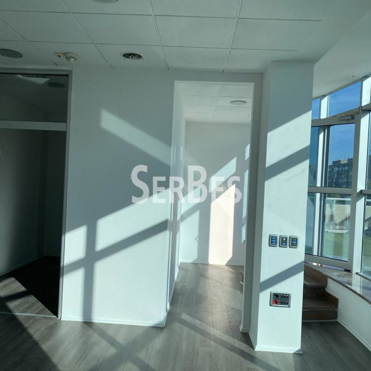 Lokal za izdavanje, Bulevar Oslobođenja, Novi Sad, 352m², 4.144 €/mes