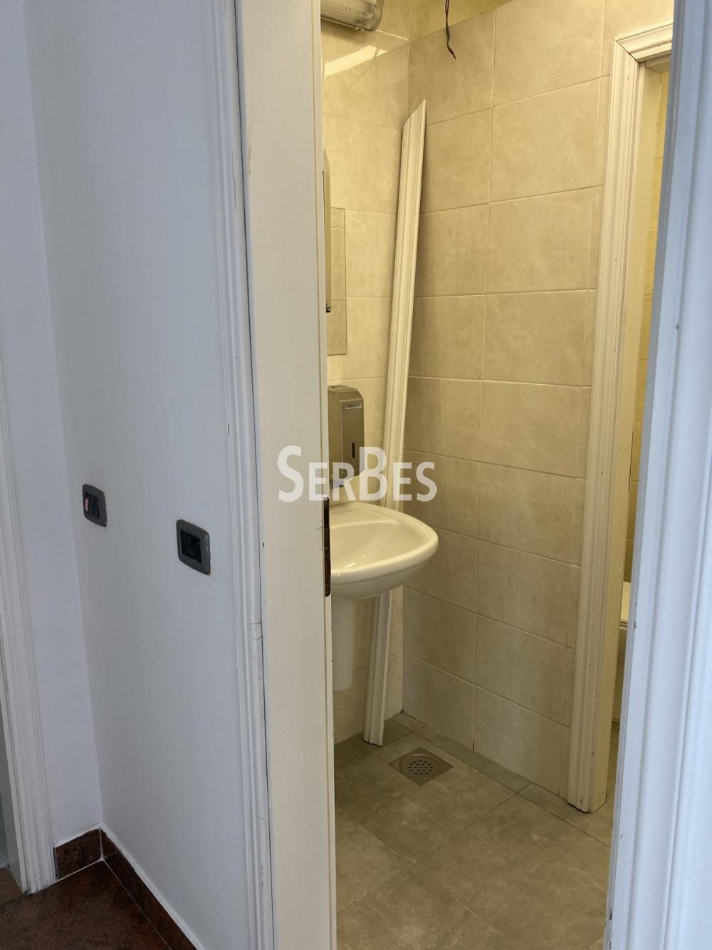 Lokal za izdavanje, Bulevar Oslobođenja, Novi Sad, 352m², 4.144 €/mes