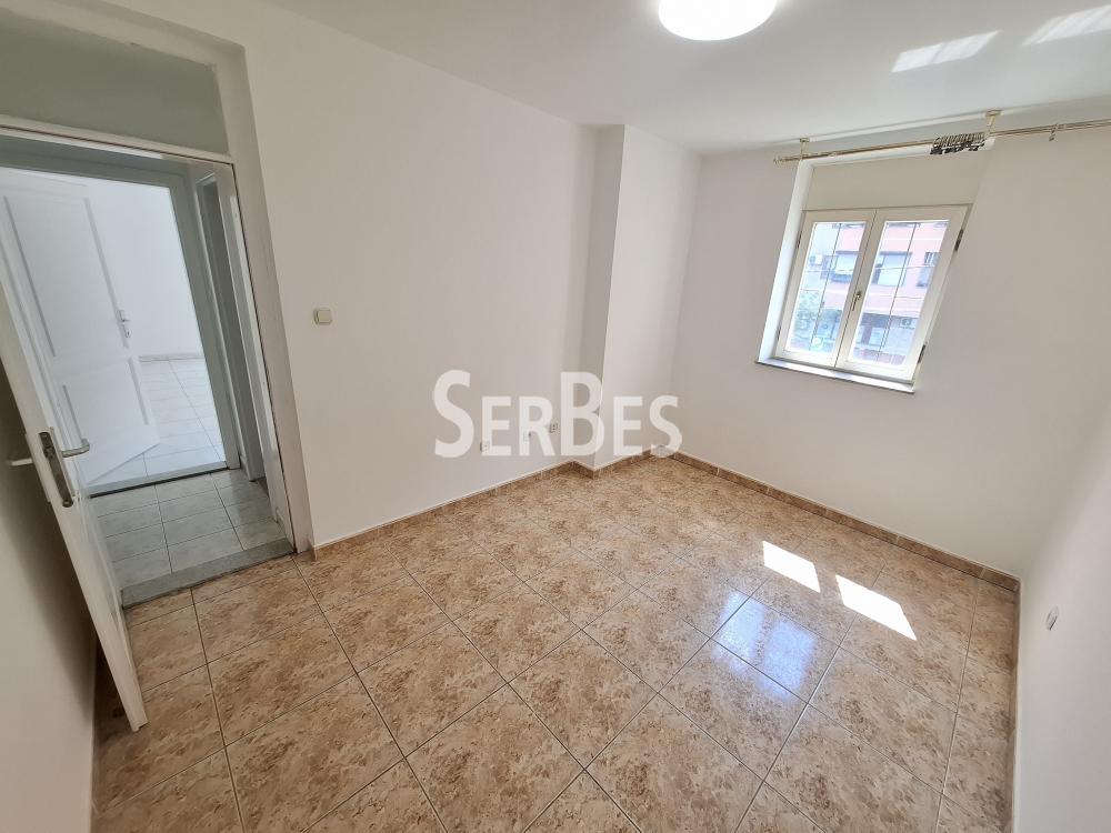 Lokal za izdavanje, Nova Detelinara, Novi Sad, 300m², 3.500 €/mes