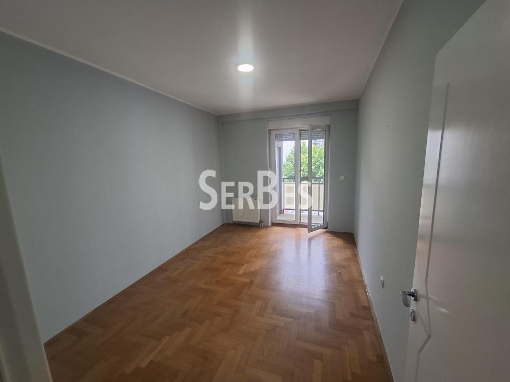 211001811-11-20260602175737 Trosoban stan na prodaju, Centar, Novi Sad, 78m², 257.500 €
