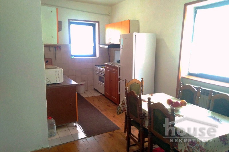 22-2 Kuća na prodaju, Nadalj, Srbobran, 290m², 154.500 €