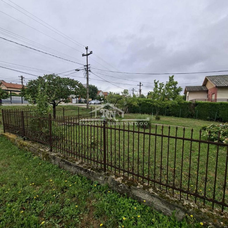 Kuća na prodaju, Sremčica, Beograd, 76m², 120.000 €