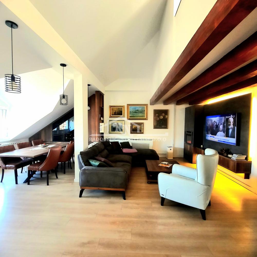 220001559-1-20250929112509 Četvorosoban stan na prodaju, Golf Naselje, Beograd, 102m², 384.000 €