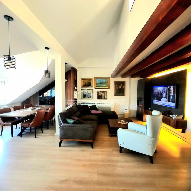 Četvorosoban stan na prodaju, Golf Naselje, Beograd, 102m², 384.000 €