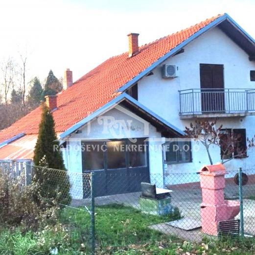 Kuća na prodaju, Ripanj, Beograd, 208m², 125.000 €