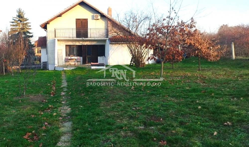 Kuća na prodaju, Ripanj, Beograd, 208m², 125.000 €