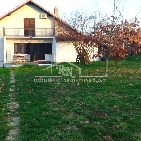 Kuća na prodaju, Ripanj, Beograd, 208m², 125.000 €