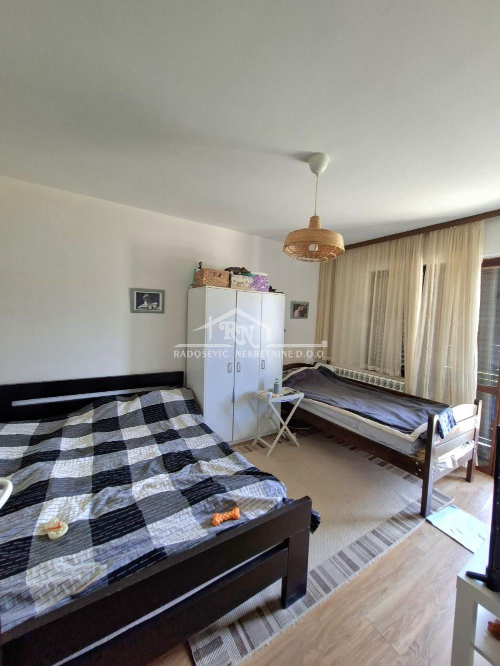 Kuća na prodaju, Ripanj, Beograd, 208m², 125.000 €