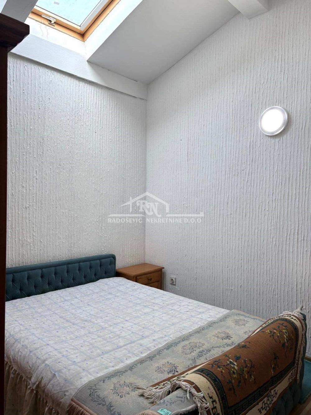 220001603-11-20260204122810 Trosoban stan na prodaju, Petlovo Brdo, Beograd, 88m², 126.000 €