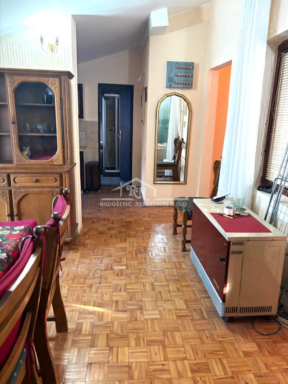 220001603-7-20260204122803 Trosoban stan na prodaju, Petlovo Brdo, Beograd, 88m², 126.000 €
