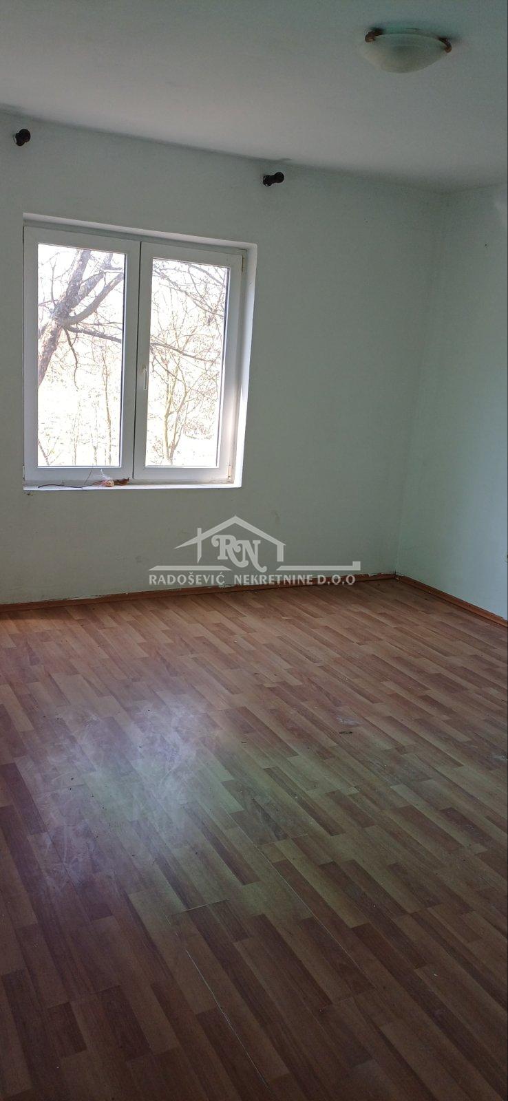 220001618-2-20260316113745 Kuća na prodaju, Resnik, Beograd, 65m², 200.000 €