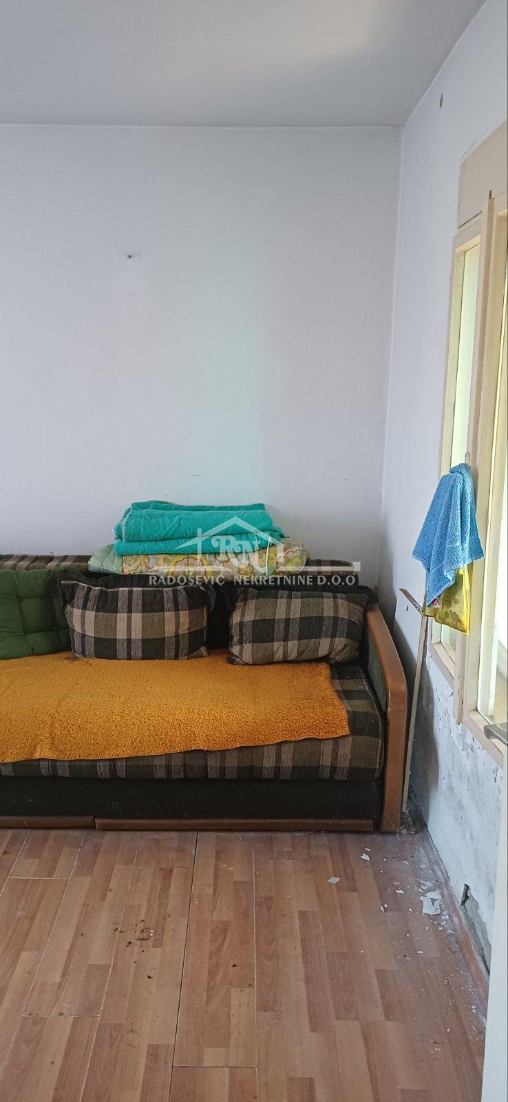 220001618-4-20260316113746 Kuća na prodaju, Resnik, Beograd, 65m², 200.000 €