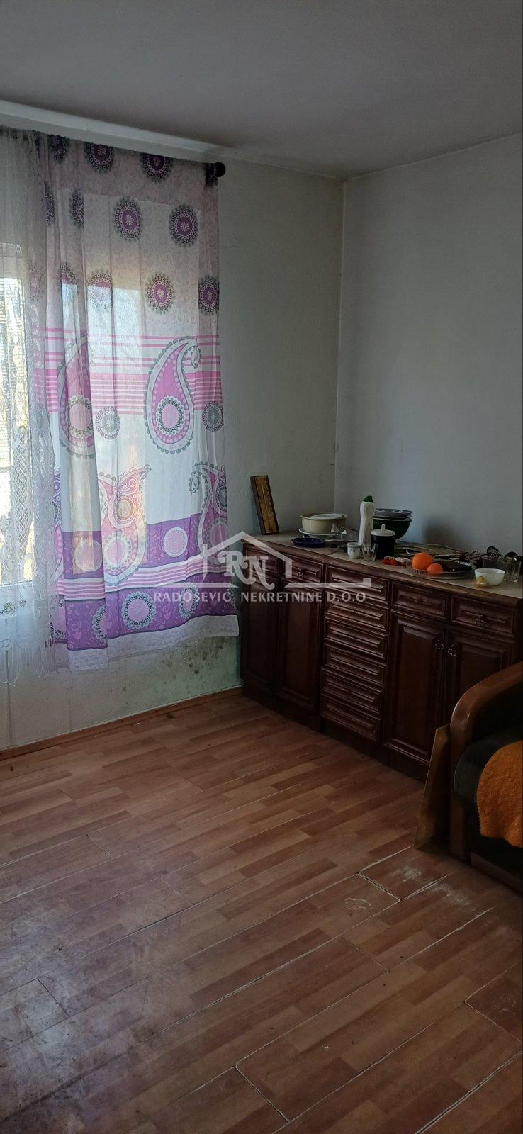 220001618-6-20260316113747 Kuća na prodaju, Resnik, Beograd, 65m², 200.000 €