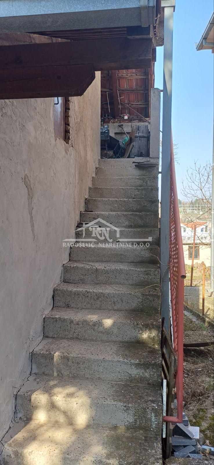 220001618-7-20260316113747 Kuća na prodaju, Resnik, Beograd, 65m², 200.000 €