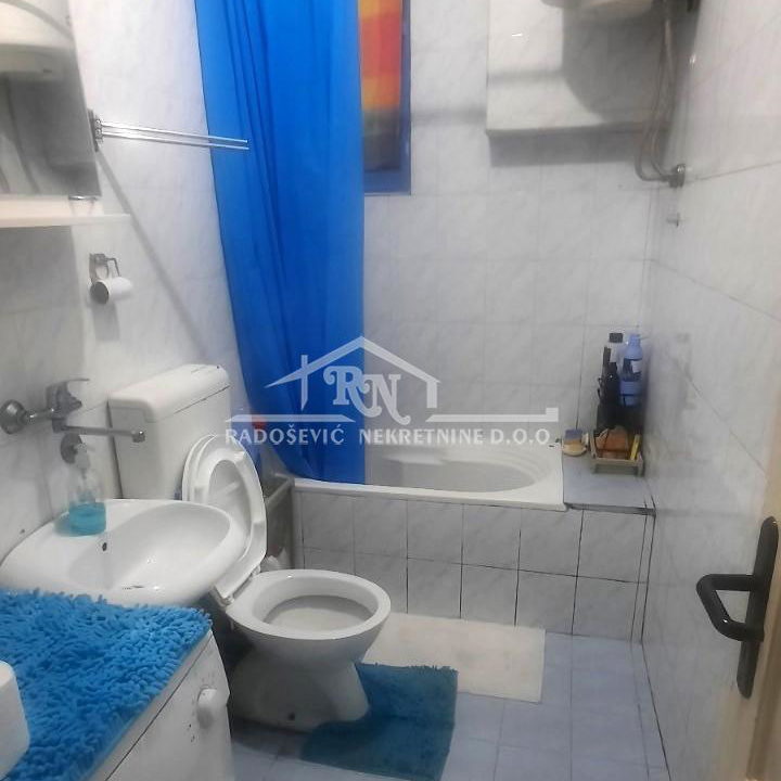Jednoiposoban stan na prodaju, Hram Svetog Save, Beograd, 40m², 120.000 €