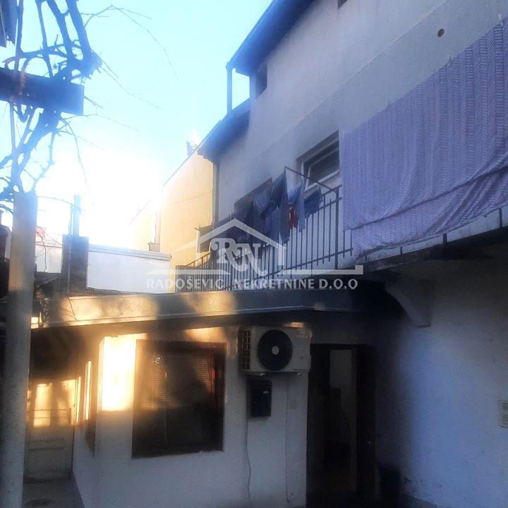 Jednoiposoban stan na prodaju, Hram Svetog Save, Beograd, 40m², 120.000 €