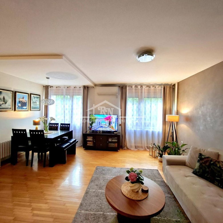 Trosoban stan na prodaju, Banjica, Beograd, 77m², 235.000 €