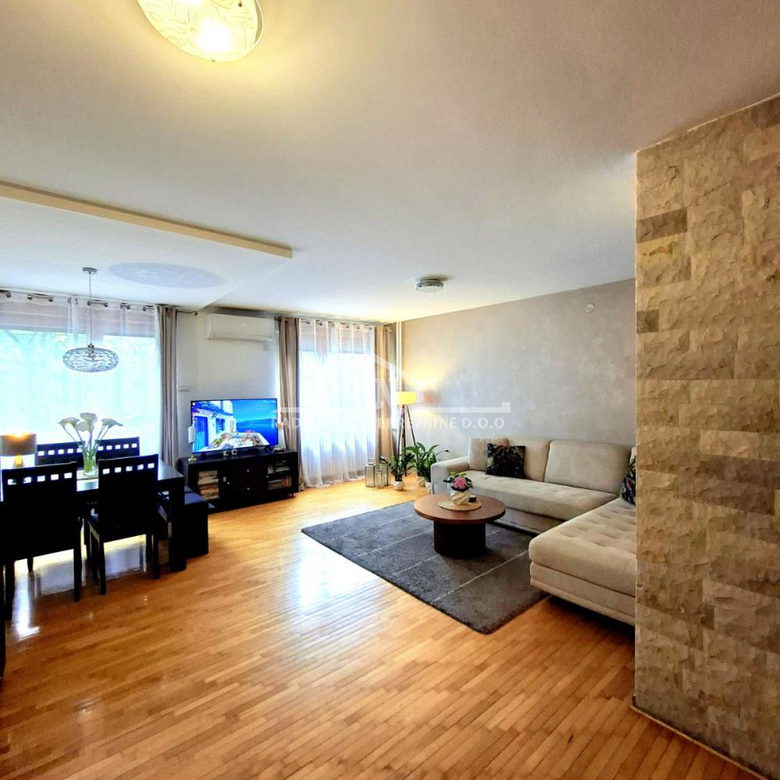 Trosoban stan na prodaju, Banjica, Beograd, 77m², 235.000 €