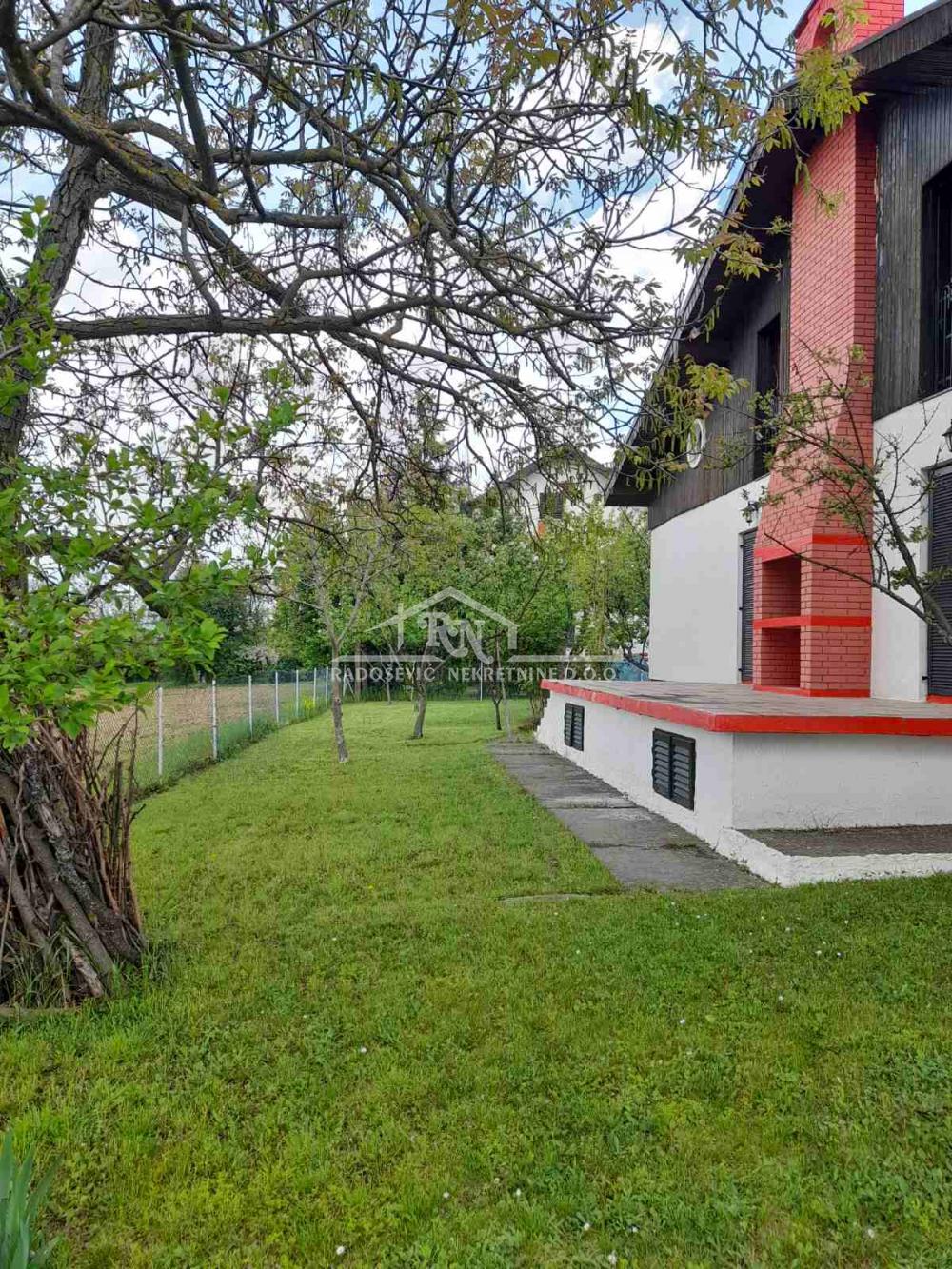 Kuća na prodaju, Gaj, Beograd, 144m², 150.000 €