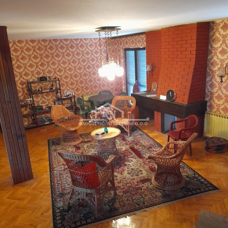 Kuća na prodaju, Gaj, Beograd, 144m², 150.000 €
