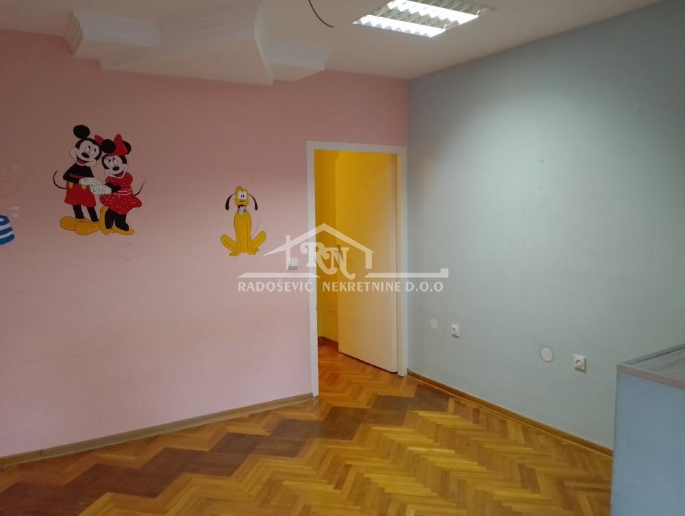 Lokal za izdavanje, Vidikovac, Beograd, 170m², 1.200 €/mes