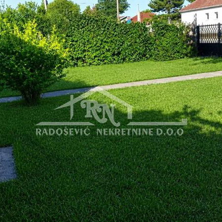 Kuća na prodaju, Rvati, Beograd, 366m², 400.000 €
