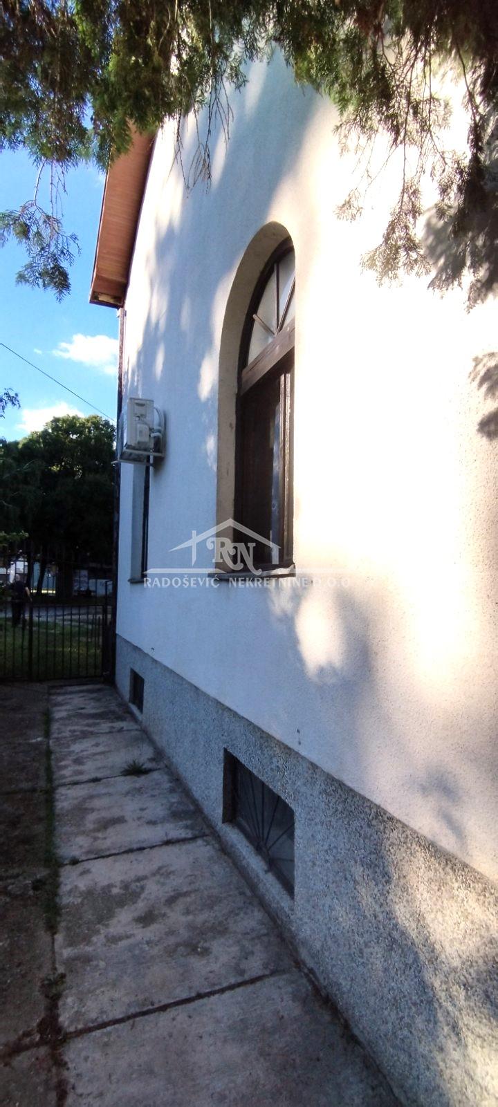 Kuća Prodaja Beograd Kuća Prodaja Beograd Rvati 366 m2