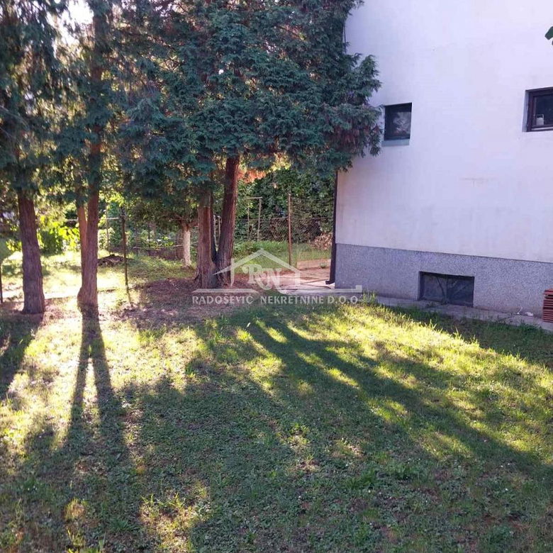 Kuća Prodaja Beograd Rvati 366 m2