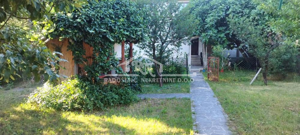 Kuća Prodaja Beograd Kuća Prodaja Beograd Rvati 366 m2
