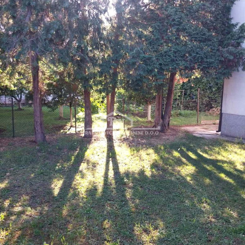 Kuća na prodaju, Rvati, Beograd, 366m², 400.000 €