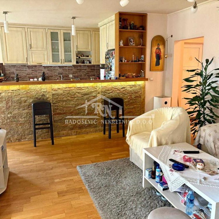 Stan Prodaja Beograd Petlovo Brdo 89 m2