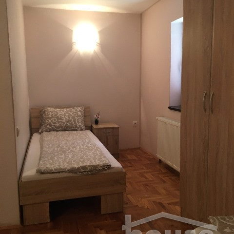 Kuća na prodaju, Sremska Kamenica, Novi Sad, 217m², 270.000 €