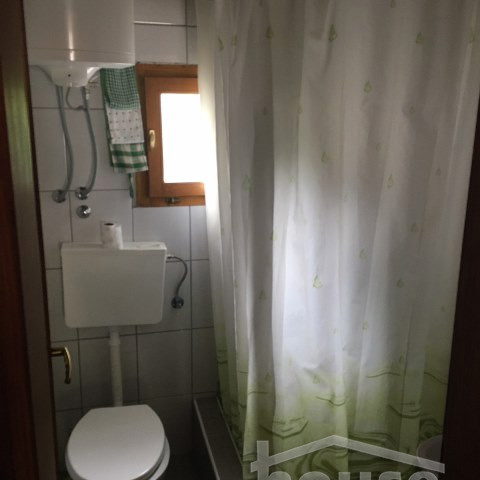 Kuća na prodaju, Sremska Kamenica, Novi Sad, 217m², 270.000 €