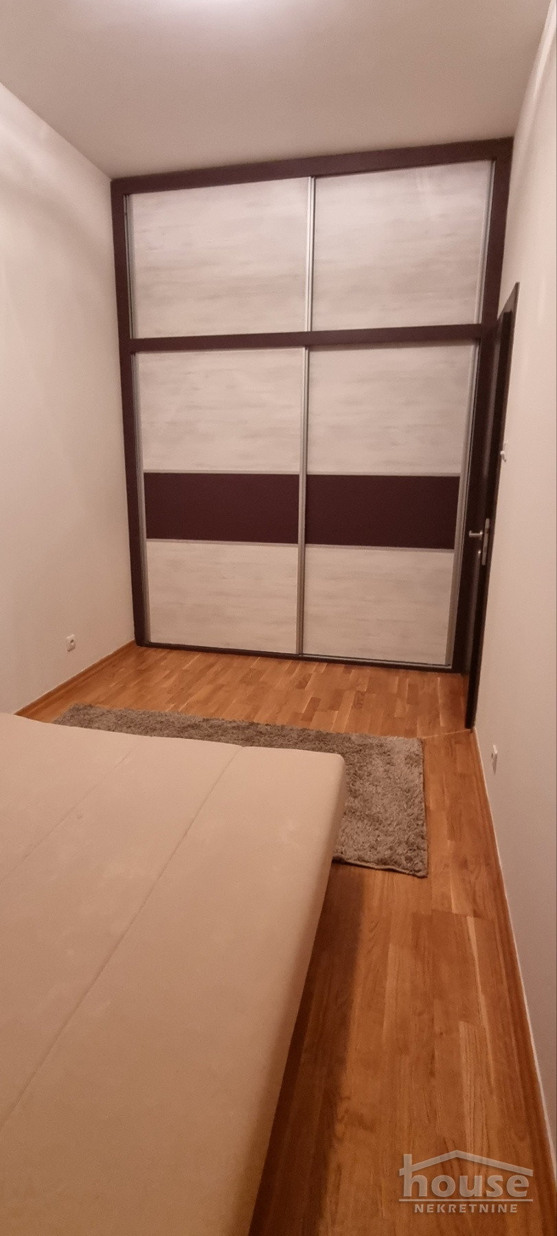 Stan Izdavanje Novi Sad  47 m2