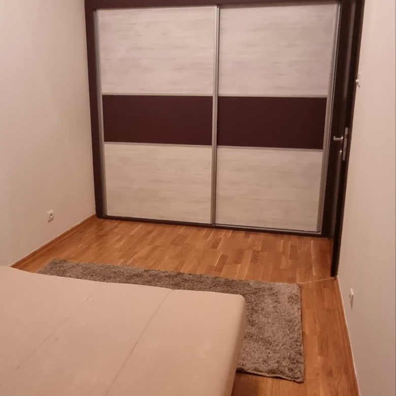 Stan Izdavanje Novi Sad  47 m2